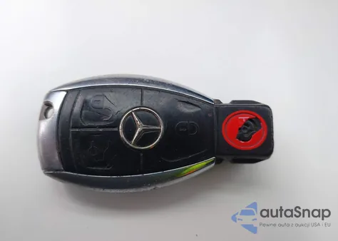 2005 Mercedes-Benz C 240 Luxury 4Matic z USA, uszkodzony, nr VIN WDBRF81JX5F669567